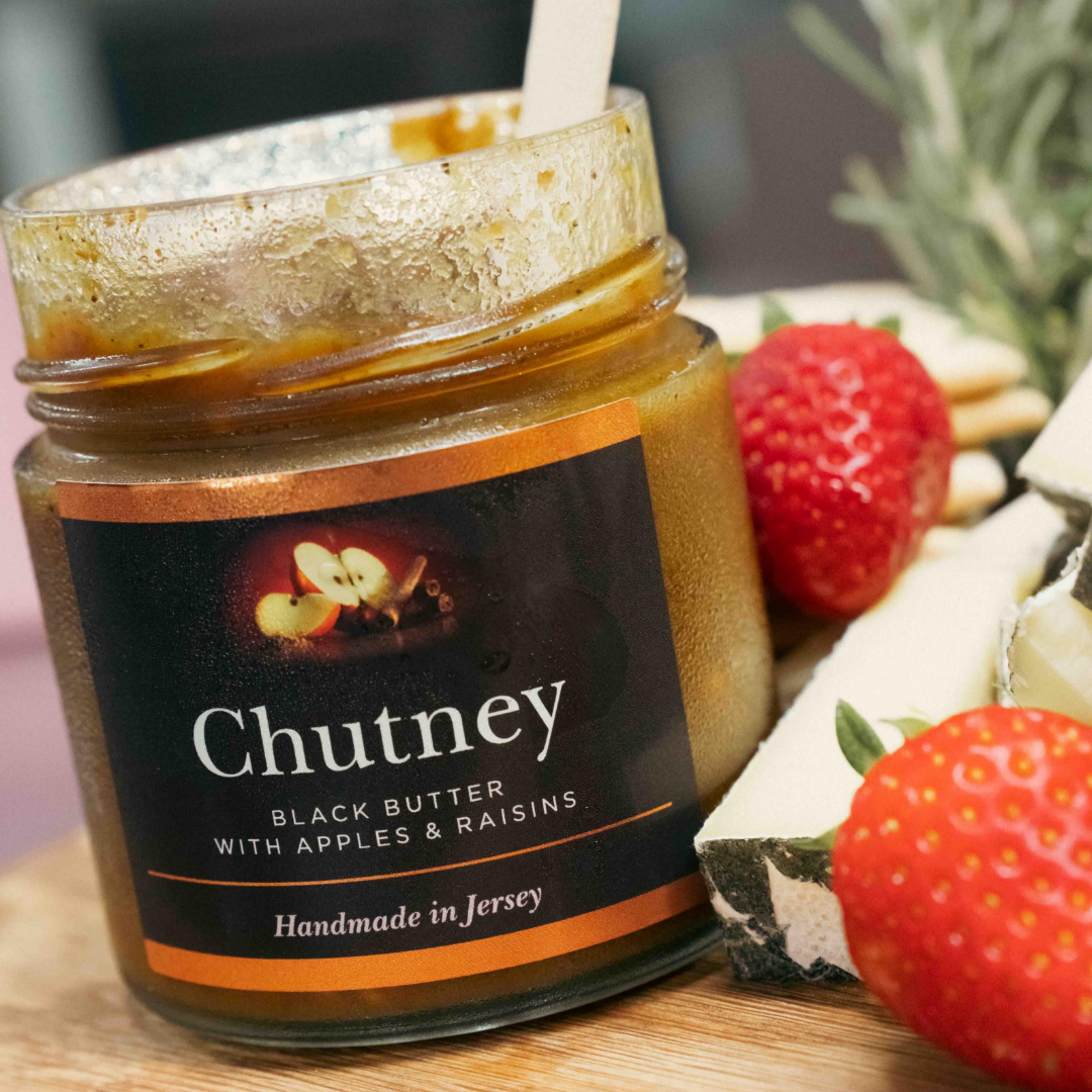 Jersey Black Butter Chutney with Apples & Raisins